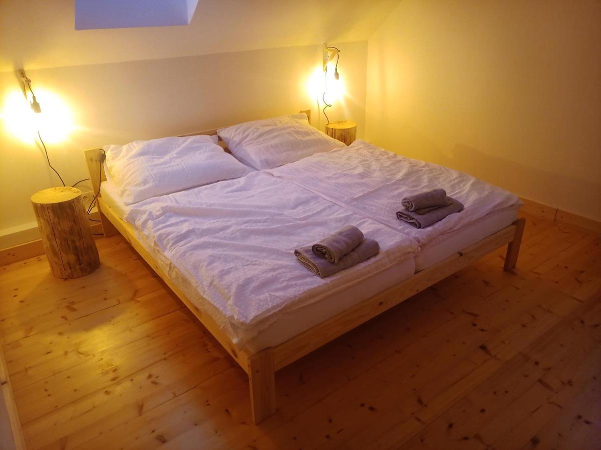 Wellness Srub U Holubu Villa Malsice Kültér fotó